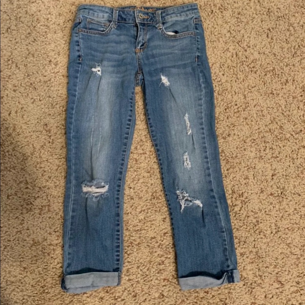 Juniors cropped jeans
